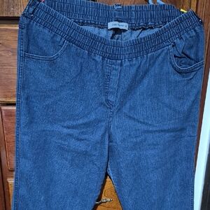 Blue Cropped Jeans for Women